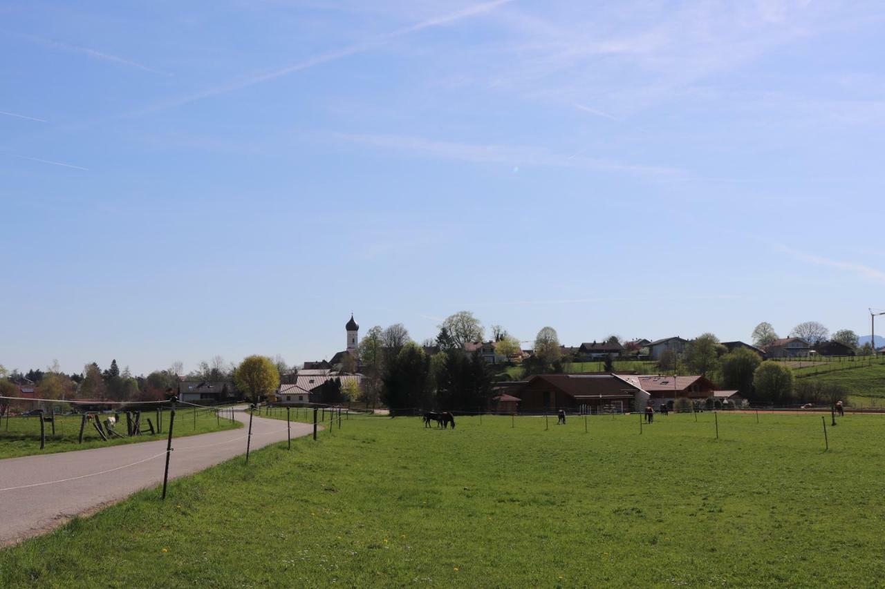 Ferienwohnung Pferdehof Pankratz Iffeldorf Exterior foto