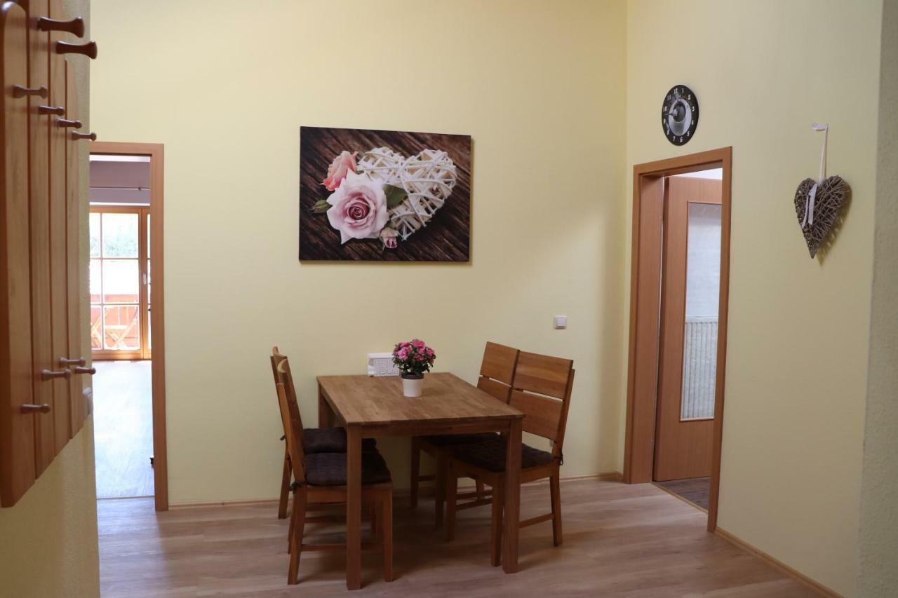 Ferienwohnung Pferdehof Pankratz Iffeldorf Exterior foto