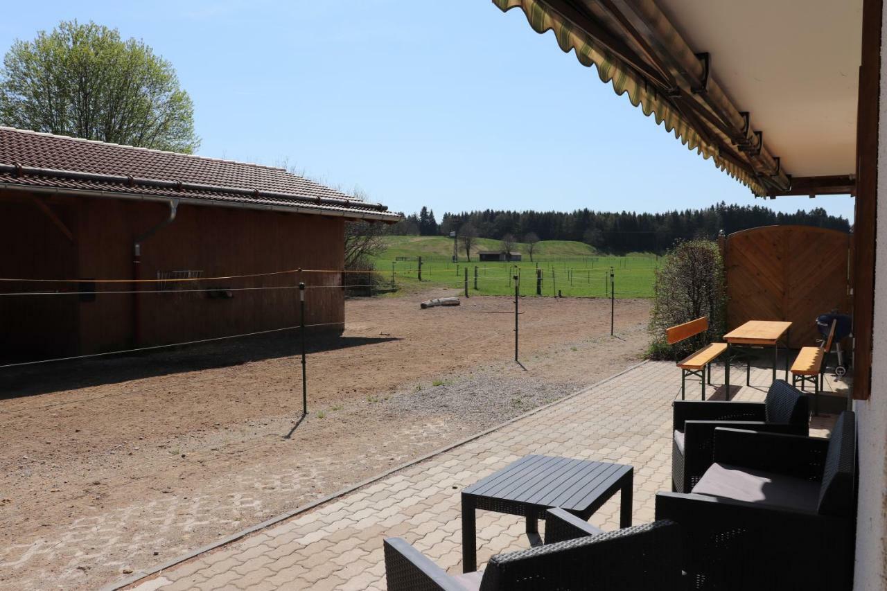 Ferienwohnung Pferdehof Pankratz Iffeldorf Exterior foto